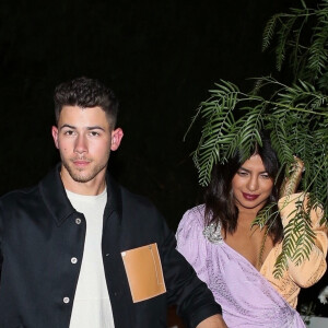 Exclusif - Nick Jonas et sa femme Priyanka Chopra quittent un évènement privé au restaurant San Vicente Bungalows à West Hollywood, le 14 octobre 2019. 14/10/2019 - Los Angeles