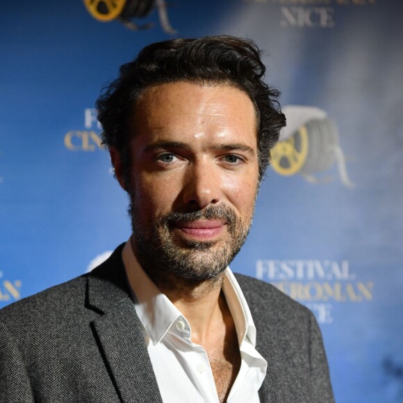 Nicolas Bedos durant la soirée de clôture de la 1ere édition du Festival Ciné Roman à Nice le 26 octobre 2019. Pour cette soirée de clôture, c'est le film "J'accuse" réalisé pas R.Polanski d'après le roman de Robert Harris qui a sera projeté. Le film récompensé est "Celle que vous croyez", réalisé par S.Nebbou, le prix Ferret a récompensé la comédienne et réalisatrice N.Garcia et R.Polanski a reçu un prix pour l'ensemble de sa carrière. Cette manifestation a eu lieu du 23 au 26 octobre 2019. Tout en marquant la fin de l'année du Cinéma à Nice, elle deviendra pérenne et marquera une nouvelle avancée dans la présence de la Ville au niveau culturel international. Comme son nom l'indique, le festival Ciné Roman consiste à organiser un festival qui présente des films tirés de roman à travers différentes programmations (films en compétitions, avant-premières, films cultes) mais aussi des débats, masterclass et lectures. Daniel et Nathalie Benoin, Carole Chrétiennot et Christophe Barratier, les organisateurs de ce Festival souhaitent qu'il donne lieu à des rencontres entre auteurs, éditeurs, réalisateurs-producteurs et surtout bien sûr avec le public. © Bruno Bebert / Bestimage