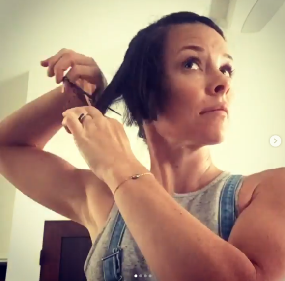 Evangeline Lilly a posté une vidéo d'elle se rasant la tête sur sur Instagram, le 2 novembre 2019.
