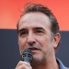 Jean Dujardin à la projection du film "OSS 177: Le Caire Nid d'Espions" lors de l'évènement "Un Dimanche Au Cinema" sur l'Avenue des Champs-Elysées à Paris, France, le 7 juillet 2019.  © Stephen Caillet/Panoramic/Bestimage