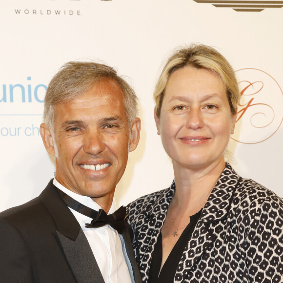 Paul Belmondo et sa femme Luana Belmondo au photocall de la 9ème édition du "Global Gift Gala" à l'hôtel Four Seasons George V à Paris, le 25 avril 2018. © Marc Ausset-Lacroix/Bestimage