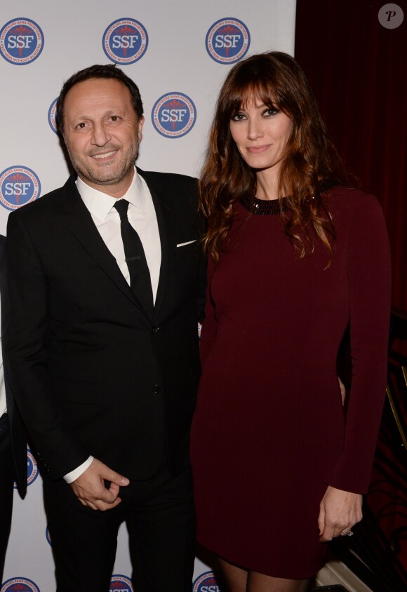 Exclusif - Arthur (Jacques Essebag) et sa compagne Mareva Galanter - Dîner de gala et vente aux enchère pour l'association "Sauveteurs sans frontières" ("Qui sauve une vie sauve l'humanité") à l'hôtel du collectionneur à Paris, France, le 13 février 2018. © Rachid Bellak/Bestimage