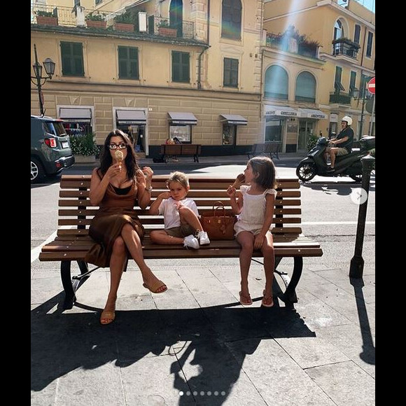 Kourtney Kardashian et ses enfants Reign et Penelope en Italie. Octobre 2019.