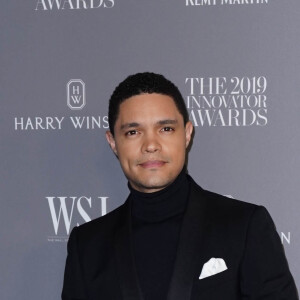 Trevor Noah assiste à la 9ème soirée annuelle WSJ Innovators Awards au musée d'Art Moderne à New York, le 6 novembre 2019.