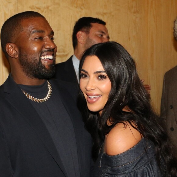 Kim Kardashian et son mari Kanye West assistent à la présentation du clip de la chanson "Follow God" de Kanye West au magasin Burberry à New York, le 6 novembre 2019.