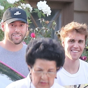 Exclusif - Justin Bieber et Scooter Braun ont été aperçus sur le tournage d'un clip à North Hollywood, le 26 juillet 2019.