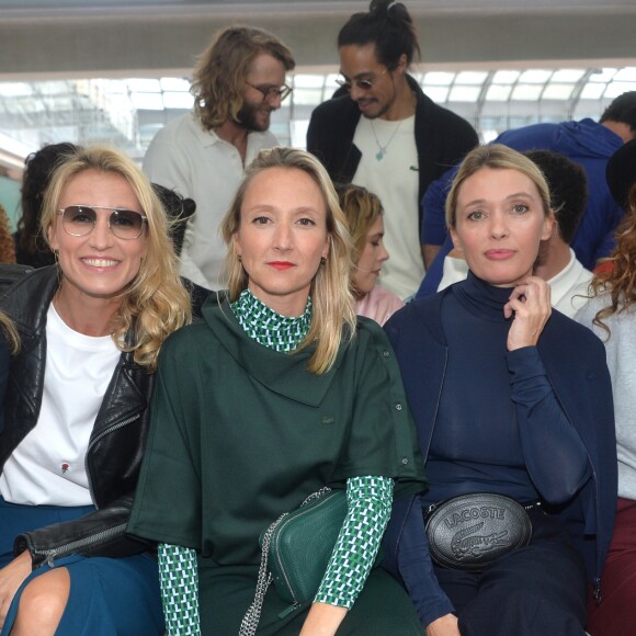 Julie Gayet, Alexandra Lamy, Audrey Lamy, Lilou Fogli et Aurélie Saada - Front Row du défilé Lacoste Collection Prêt-à-Porter Printemps/Eté 2020 lors de la Fashion Week de Paris, le 1er octobre 2019. © Veeren Ramsamy-Christophe Clovis/Bestimage