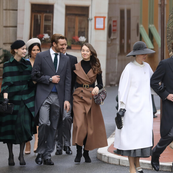 Louis Ducruet et sa femme Marie, Pierre Casiraghi et sa femme Beatrice Borromeo, la princesse Alexandra de Hanovre, Andrea Casiraghi et sa femme Tatiana Santo Domingo - La famille princière de Monaco arrive à la cathédrale Notre-Dame-Immaculée lors de la fête Nationale monégasque à Monaco le 19 novembre 2019. © Dominique Jacovides/Bestimage