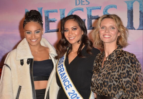 Alicia Aylies (Miss France 2017), Vaimalama Chaves (Miss France 2019) et Sylvie Tellier - Projection exceptionelle de "La Reine des Neiges 2 " au Grand Rex à Paris le 13 novembre 2019. © Veeren Ramsamy/Bestimage