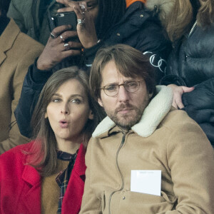 Ophélie Meunier et son mari Mathieu Vergne assistent au match Paris Saint-Germain - Lille pour la 14e journée du championnat de Ligue 1 Conforama, au Parc des Princes. Paris, le 22 novembre 2019.