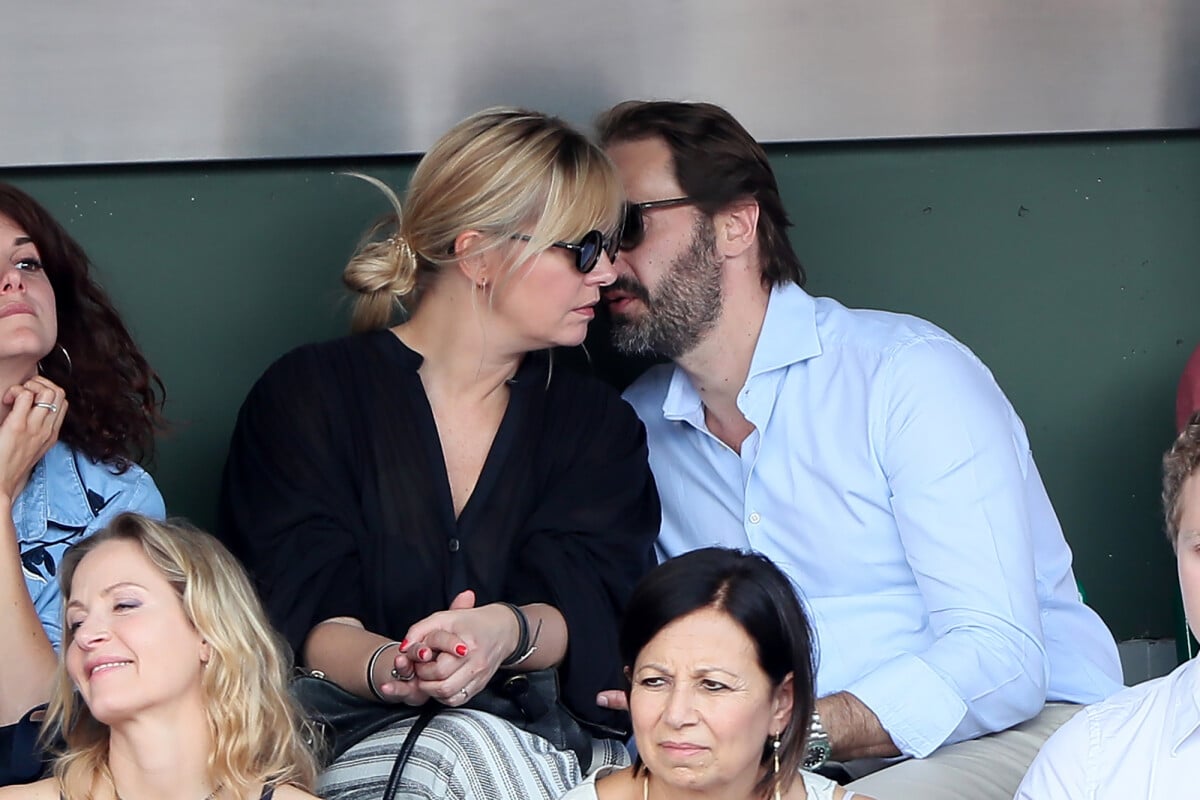 Photo : Flavie Flament Et Son Compagnon Vladimir Regardent Le Match ...