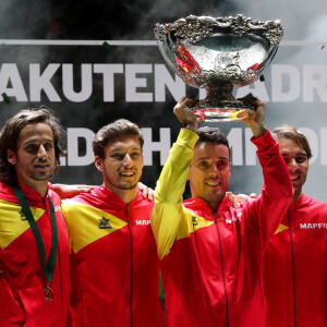 Rafael Nadal, Feliciano Lopez, Sergi Bruguera, Marc Granollers - L'Espagne remporte la Coupe Davis à Madrid, le 24 novembre 2019, grâce à la victoire de Rafael Nadal contre Denis Shapovalov (6-3, 7-6).