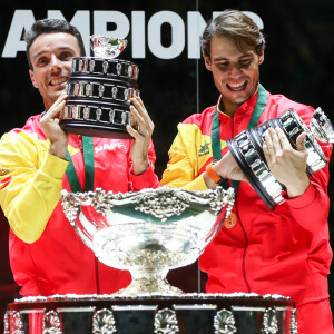 Rafael Nadal - L'Espagne remporte la Coupe Davis à Madrid, le 24 novembre 2019, grâce à la victoire de Rafael Nadal contre Denis Shapovalov (6-3, 7-6).