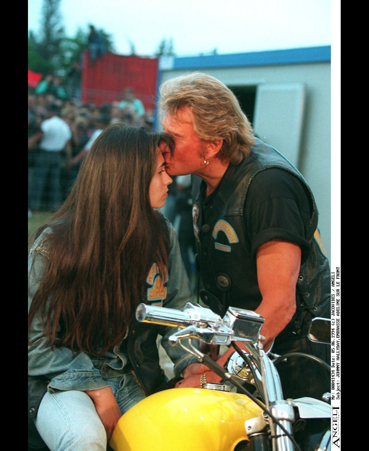 Photo : Archives- Johnny et Adeline Blondieau à Carpendras, le 5 juin 1994.  - Purepeople