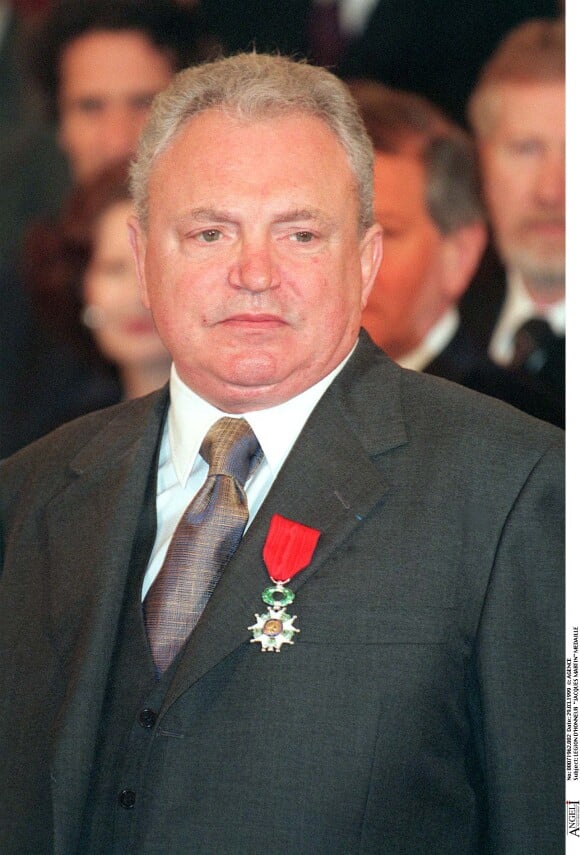 Jacques Martin décoré de la Légion d'honneur. Le 29 mars 1999.