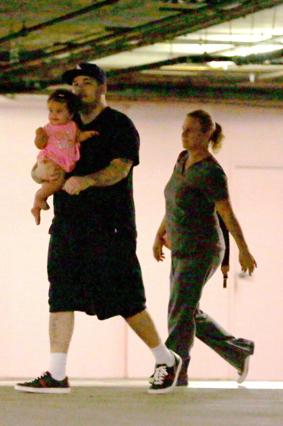 Exclusif - Rob Kardashian accompagne sa fille Dream chez le docteur à Los Angeles, le 11 août 2017