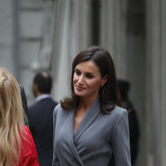 La reine Letizia d'Espagne, le roi Felipe VI à la cérémonie de remise de prix Observatory Against Domestic and Gender Violence 2019 Award à Madrid le 26 novembre 2019.