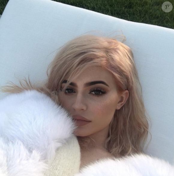 Les selfies préférés de 2016 de Kylie Jenner.