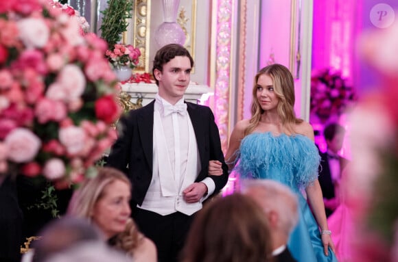 Exclusif - Alexia de Poligny (en robe Alexis Mabille haute couture) et son cavalier Edoardo Bergamo Andreis - Les débutantes au Bal 2019 au Shangri-La Hotel, Paris. Le 30 novembre 2019. © Le Bal / Jacovides-Borde-Moreau / Bestimage