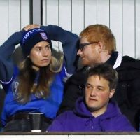 Ed Sheeran : Fan de foot amoureux avec son épouse Cherry Seaborn