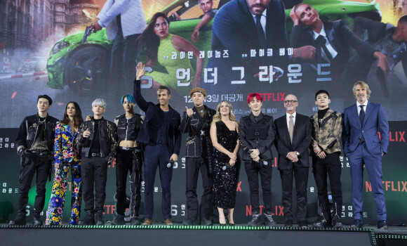 Ryan Reynolds, Mélanie Laurent et Adria Arjona - Avant-première du film "Six Underground" (Netflix) à Séoul, en Corée du Sud, le 2 décembre 2019.