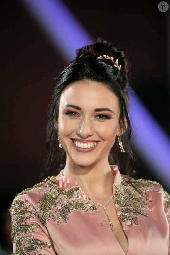 Delphine Wespiser (robe Christophe Guillarmé, bijoux Helena Joy Paris, chaussures et pochette Carmen Steffens) - Les célébrités assistent à la projection de "The Irishman" au 18ème Festival International du Film de Marrakech, le 2 décembre 2019.  18th Marrakech International Film Festival on December 02, 2019 in Marrakech.02/12/2019 - Marrakech
