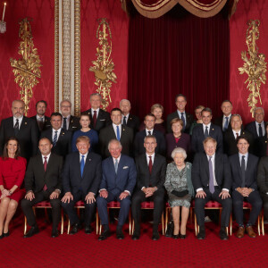 La reine Elisabeth II d'Angleterre donne une réception à Buckingham Palace à l'occasion du Sommet de l'Otan à Londres, le 3 décembre 2019.