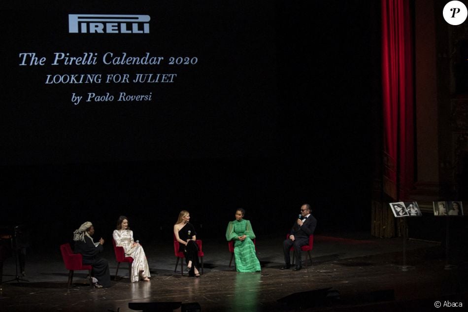 Whoopi Goldberg, Claire Foy, Mia Goth, Yara Shahidi et Paolo Roversi assistent à la présentation du calendrier Pirelli 2020, baptisé &quot;Looking For Juliet&quot; au Teatro Filarmonico. Vérone, le 3 décembre 2019.