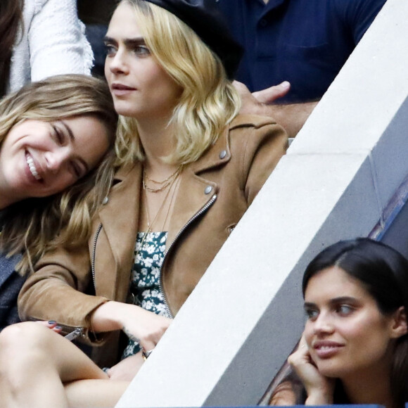 Cara Delevingne et sa compagne Ashley Benson - Dans les tribunes de la finale femmes du tournoi de tennis de l'US Open 2019 à New York le 7 septembre 2019.