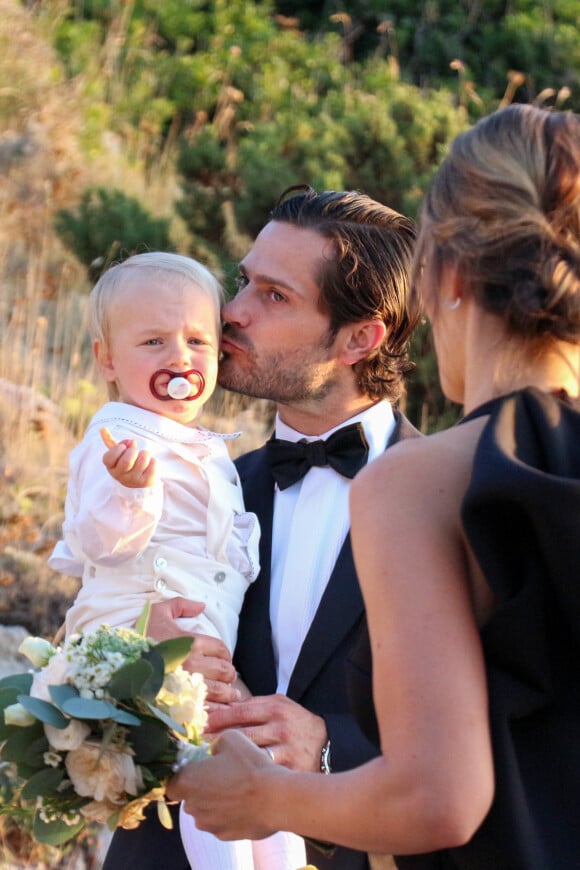 Exclusif - Le prince Gabriel, le prince Carl Philip de Suède, la princesse Sofia de Suède (Hellqvist) lors du mariage de Carolina Pihl et Gunnar Eliassen à Capri le 20 septembre 2019.