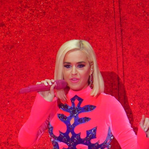 Katy Perry - Les célébrités en concert pendant la soirée 'KIIS FM's iHeartRadio Jingle Ball 2019' au Forum à Inglewood en Californie, le 6 décembre 2019. 06/12/2019 - Inglewood