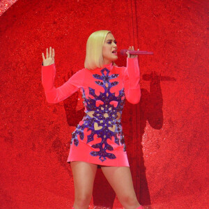 Katy Perry - Les célébrités en concert pendant la soirée 'KIIS FM's iHeartRadio Jingle Ball 2019' au Forum à Inglewood en Californie, le 6 décembre 2019. 06/12/2019 - Inglewood