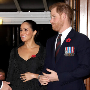 Le prince Harry, duc de Sussex, et Meghan Markle, duchesse de Sussex - La famille royale assiste au Royal British Legion Festival of Remembrance au Royal Albert Hall à Kensington, Londres, le 9 novembre 2019.