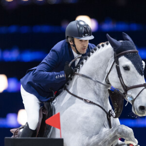 Guillaume Canet - Jour 3 - Compétition équestre, jumping, Longines Masters de Paris à Villepinte le 7 décembre 2019. © Pierre Perusseau / Bestimage