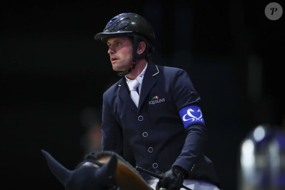 Darragh Kenny (IRL) sur Important de Muze - Team Europe - Riders Masters Cup, Longines Masters de Paris à Villepinte le 6 décembre 2019. © Gwendoline Le Goff / Panoramic / Bestimage