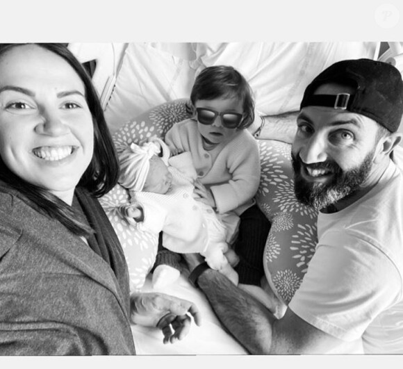 Tiffany et Justin de "Mariés au premier regard" avec leurs filles Romy et Zélie, photo Instagram du 2 décembre 2019