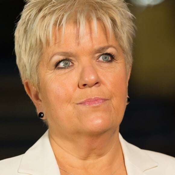 Exclusif - Mimie Mathy - Backstage de l'enregistrement de l'émission "La télé chante pour le Sidaction" aux Folies Bergère à Paris. L'émission sera diffusée sur France 2 le 28 mars 2018