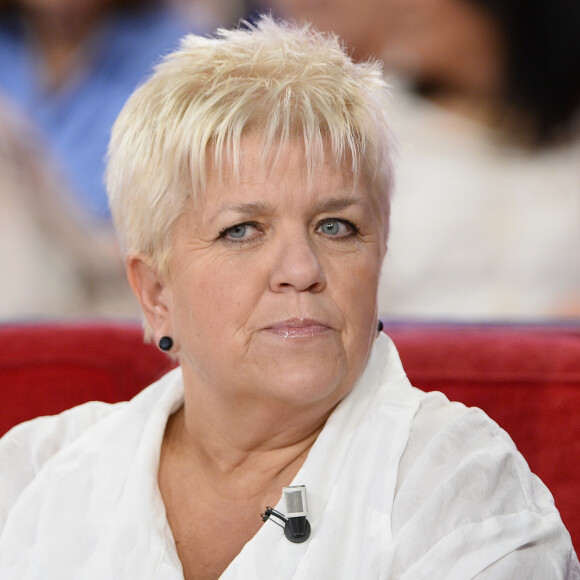 Mimie Mathy - Enregistrement de l'émission "Vivement Dimanche" à Paris le 25 Fevrier 2015. L'émission sera diffusée le 03 Mars.