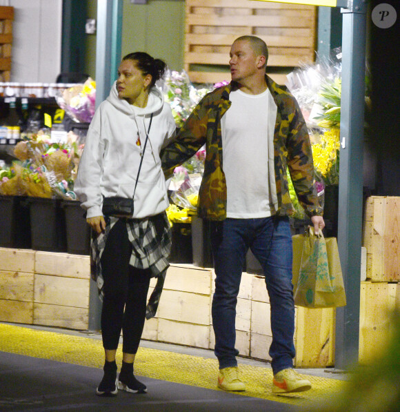 Exclusif - Channing Tatum et sa compagne Jessie J font leurs courses dans une épicerie de Los Angeles, le 25 mars 2019.