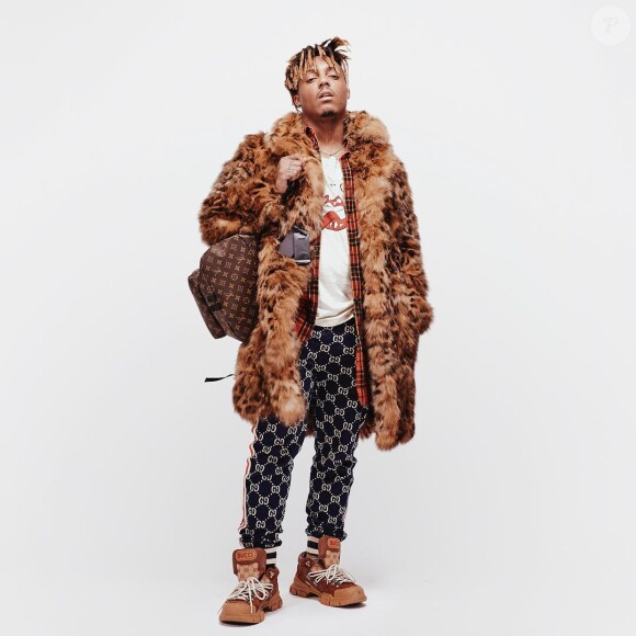 L'artiste Juice Wrld est décédé subitement à l'âge de 21 ans, le 8 décembre 2019, succombant à un malaise cardiaque.