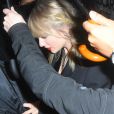 Taylor Swift arrive avec des amis à l'after party de la soirée Jingle Ball 2019 à New York, le 13 décembre 2019