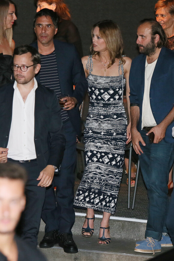 Vanessa Paradis et son compagnon Samuel Benchetrit et Vincent Macaigne lors de la première du film "Chien" au 70 ème festival du film de "Locarno" le 7 août 2017