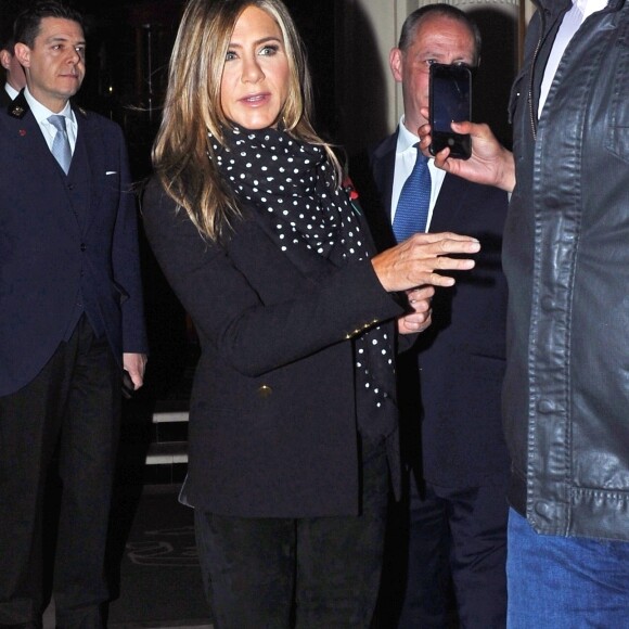 Jennifer Aniston - Sortie d'hôtel à Londres le 31 octobre 2019.