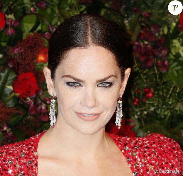 Ruth Wilson - Soirée "Evening Standard Awards" au London Coliseum à Londres, le 24 novembre 2019.