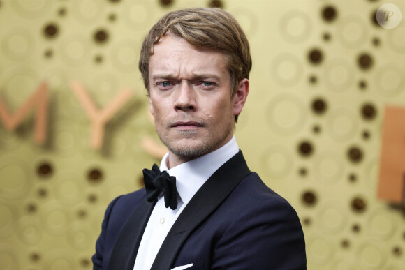 Alfie Allen - Les célébrités assistent à la cérémonie des Emmy Awards à Los Angeles, le 22 septembre 2019.