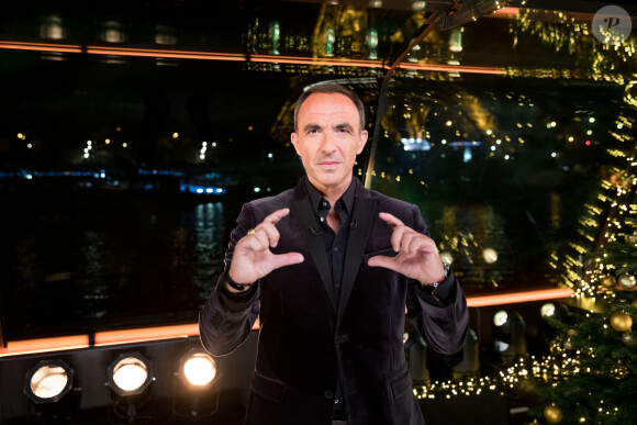 Exclusif - Nikos Aliagas - Enregistrement de l'émission "Toute la musique qu'on aime", qui sera diffusée le 31 décembre sur TF1, sur la péniche "Crystal II" à Paris. Le 9 décembre 2019 © Cyril Moreau / Bestimage