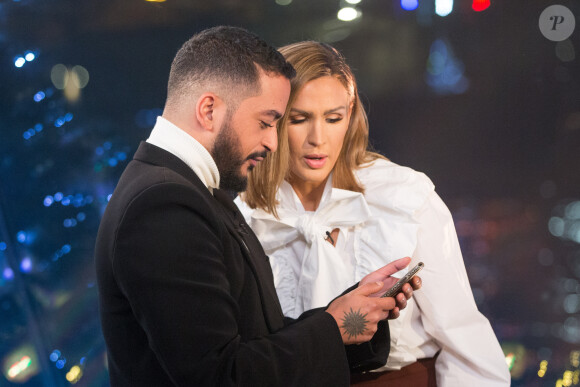 Exclusif - Slimane, Vitaa - Enregistrement de l'émission "Toute la musique qu'on aime", qui sera diffusée le 31 décembre sur TF1, sur la péniche "Crystal II" à Paris. Le 9 décembre 2019 © Cyril Moreau / Bestimage
