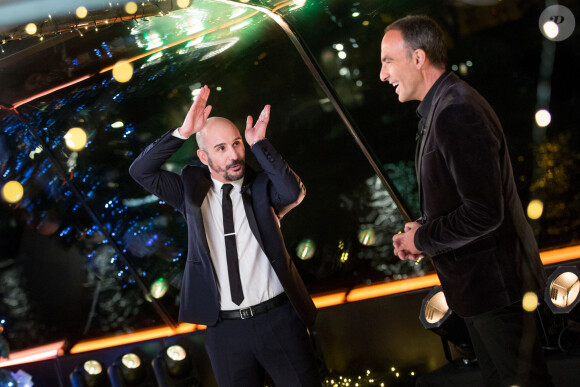 Exclusif - Nikos Aliagas, Cartman - Enregistrement de l'émission "Toute la musique qu'on aime", qui sera diffusée le 31 décembre sur TF1, sur la péniche "Crystal II" à Paris. Le 9 décembre 2019 © Cyril Moreau / Bestimage