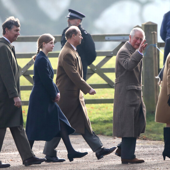 Timothy Laurence, Lady Louise Windsor (dans un manteau Stella McCartney emprunté à sa mère), le prince Edward, comte de Wessex, le prince Charles, prince de Galles, et la princesse Anne le 29 décembre 2019 à Sandringham, de sortie pour la messe en l'église Sainte-Marie-Madeleine. © Imago / Panoramic / Bestimage