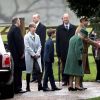 Lady Louise Windsor, James Mountbatten-Windsor, vicomte Severn, avec la reine Elizabeth II et leur père le prince Edward à la messe à Sandringham, le 22 décembre 2019.